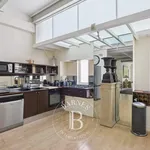 Appartement de 135 m² avec 5 chambre(s) en location à Paris