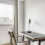 Rent 3 bedroom apartment of 94 m² in lisbon