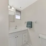 Rent 1 bedroom apartment of 62 m² in Sarasota