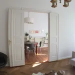 Rent 4 bedroom apartment of 90 m² in Berlin