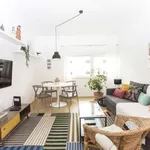 Rent 2 bedroom apartment of 60 m² in lisbon