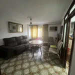 Rent 4 bedroom apartment of 89 m² in Seville