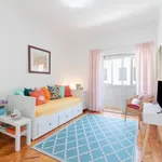 Rent 1 bedroom apartment in Lisbon