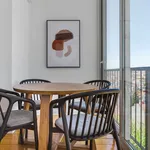 Rent 3 bedroom apartment of 1076 m² in Lisbon