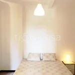 Rent 4 bedroom apartment of 95 m² in Genova