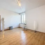 Maison de 360 m² avec 3 chambre(s) en location à Nismes