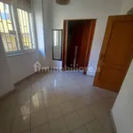 Rent 2 bedroom apartment of 60 m² in Naples