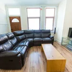 Rent 6 bedroom house in Leeds