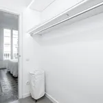 Rent 3 bedroom apartment in Barcelona