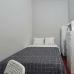 Rent a room in lisbon