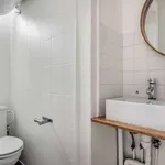 Rent 2 bedroom apartment of 65 m² in paris