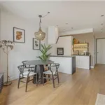 Huur 3 slaapkamer appartement van 80 m² in Amsterdam