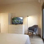 Rent a room in porto