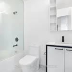 Appartement de 796 m² avec 5 chambre(s) en location à Toronto