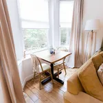 Rent 1 bedroom flat of 603 m² in Glasgow