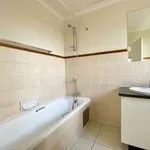 Rent 1 bedroom apartment of 68 m² in Pretoria