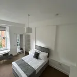 Rent 4 bedroom flat in Edinburgh