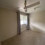 Rent 3 bedroom house of 797 m² in Moranbah