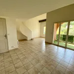 Appartement de 84 m² avec 4 chambre(s) en location à Brignoles