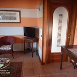 Rent 3 bedroom apartment of 90 m² in Toscolano-Maderno