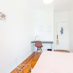 Rent a room in lisbon