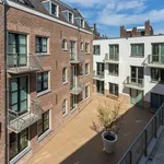 Rent 4 bedroom apartment of 96 m² in Burgwallen-Nieuwe Zijde