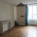 Appartement de 63 m² avec 4 chambre(s) en location à COUHE