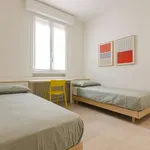 Rent 2 bedroom apartment of 85 m² in bologna