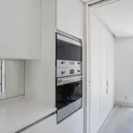 Rent 2 bedroom apartment of 67 m² in Lisbon