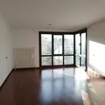 Rent 4 bedroom apartment of 325 m² in Ankara