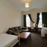 Rent 5 bedroom flat in Scotland