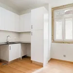 Rent 2 bedroom apartment of 68 m² in Lisbon