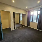 Rent 3 bedroom apartment in Wellington