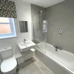 Rent 3 bedroom apartment in Wales