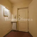 Affitto 4 camera appartamento di 50 m² in Florence