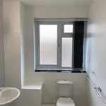 Rent 3 bedroom flat in Canterbury