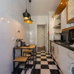 Rent 1 bedroom apartment of 60 m² in lisbon