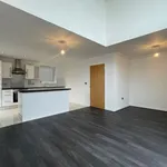 Rent 3 bedroom flat in South East England