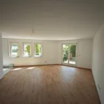 // bezugsfreie 2-Raum Wohnung mit Terrasse und TG-Stellplatz //