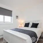 Rent 2 bedroom apartment in Glasgow