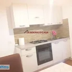 Rent 4 bedroom apartment of 151 m² in Palermo