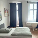 Rent a room of 120 m² in Berlin