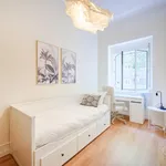 Rent 6 bedroom apartment in Lisbon