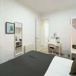 Rent a room of 70 m² in barcelona