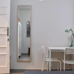 Rent 5 bedroom apartment in Valencia