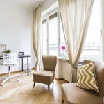 Rent a room in milan