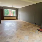 Huur 3 slaapkamer huis van 630 m² in SCHILDE