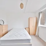 Rent 4 bedroom flat in London