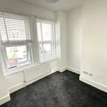 Rent 2 bedroom flat in South East England