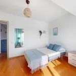 Rent 5 bedroom apartment in Valencia